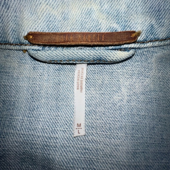 Free People Distressed Rough Collar Denim Jean jacket Women's Sz M/L Blue Spring - Picture 8 of 9